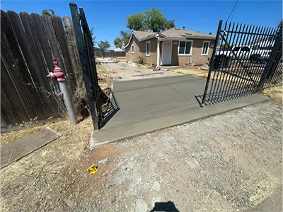 Concrete Contractor concrete installation concrete paving driveway walkway sidewalk general contractor Roseville Rocklin Sacramento CA